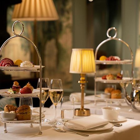 Hotel Diplomat Стокхолм Екстериор снимка Afternoon tea at the Ritz