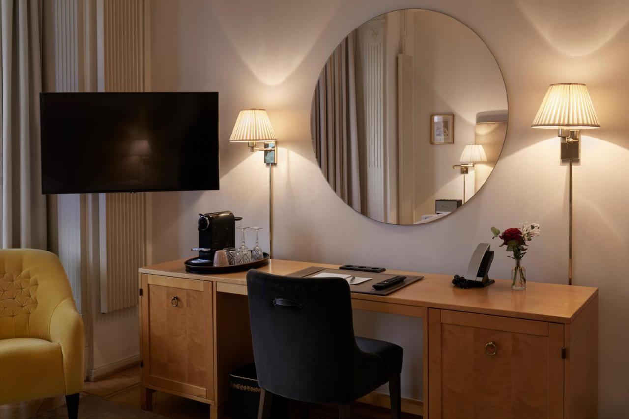 Hotel Diplomat Стокхолм Екстериор снимка A room at the hotel